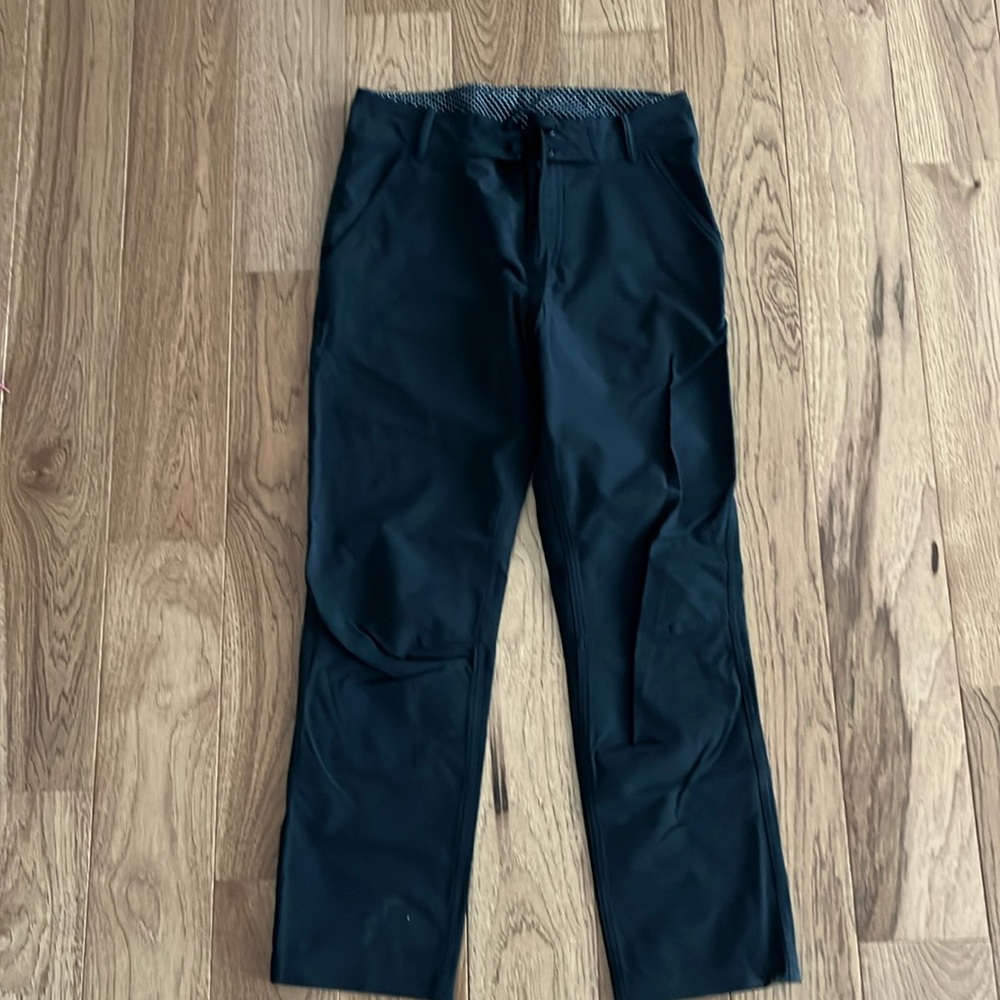 Lululemon 32 black striped pants